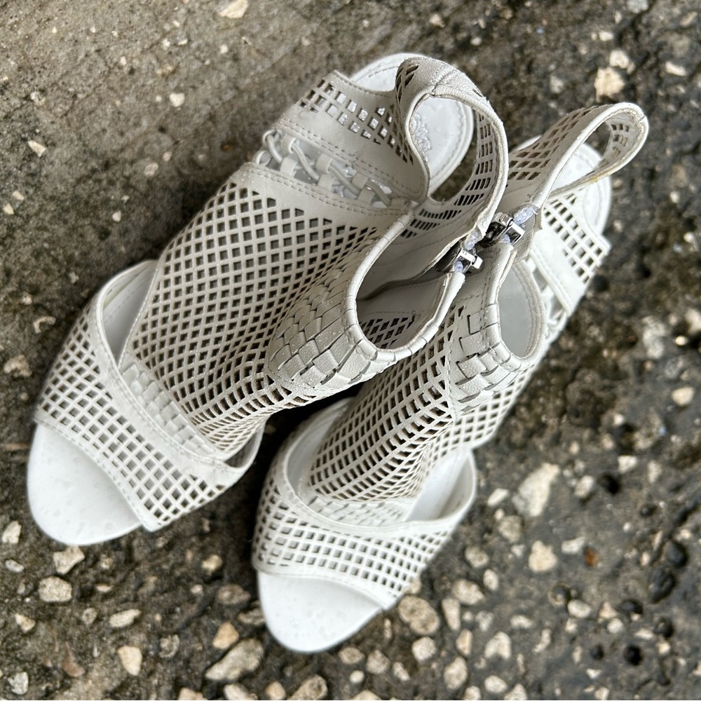 Vince Camuto White Woven Leather open toe Heeled Sandals